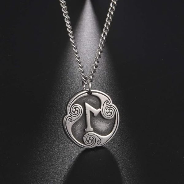 Collar runa Algiz